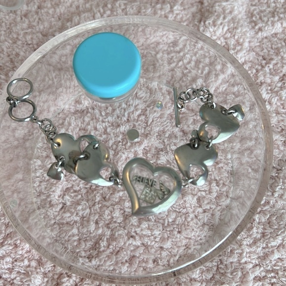 WHATS IN YOUR HEART VINTAGE GLASS HEART LOCKET TOGGLE BRACELET - Picture 1 of 11